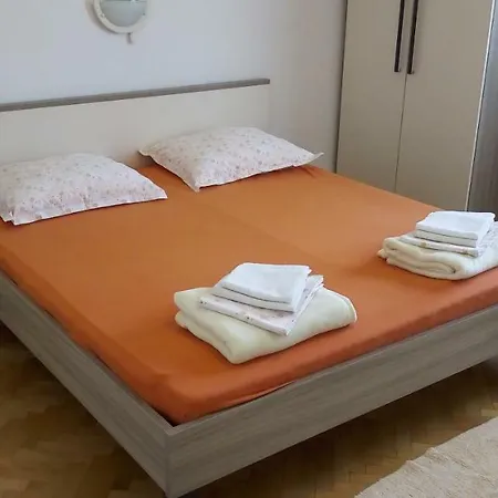 Apartament Apartman Lucija